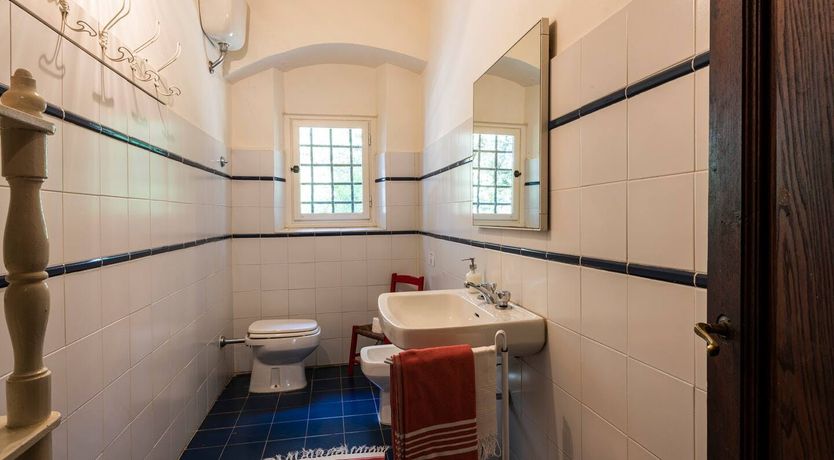 Photo of Floral Dining