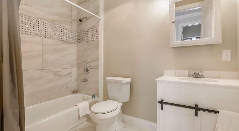 Photo of Seafood On A Streetcar