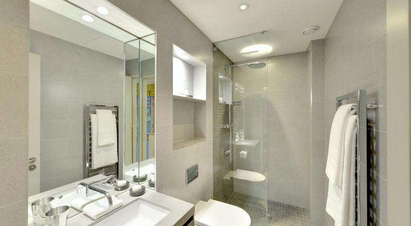 Photo of Bentinck Street Deluxe II