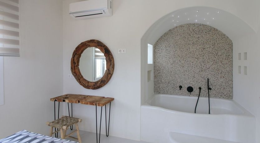 Photo of Blushing Orchid