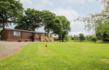 The Log Cabin Holiday Cottage