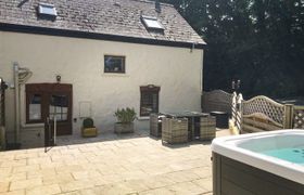 1 The Barn Holiday Cottage