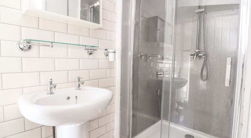 Photo of 6 Mountain Road