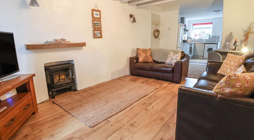 Photo of 6 Mountain Road