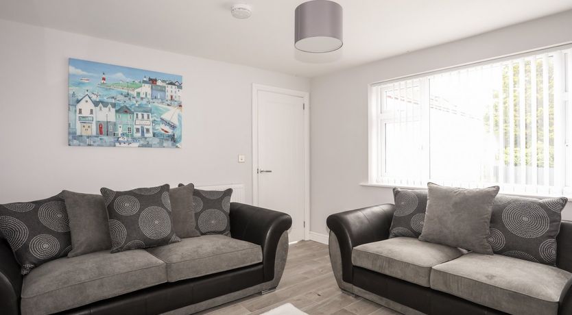 Photo of Valley House