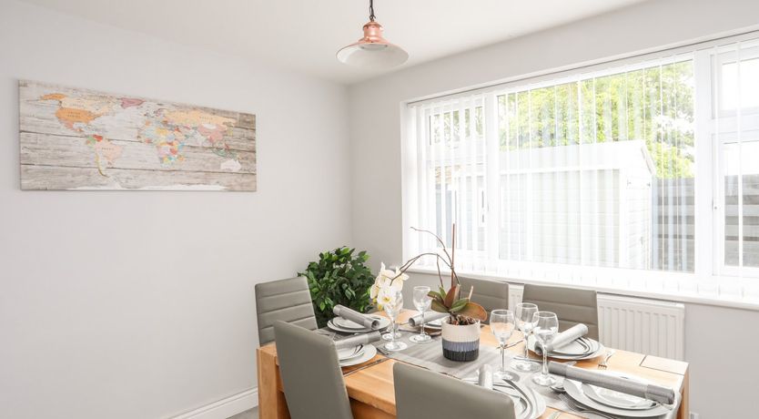 Photo of Valley House