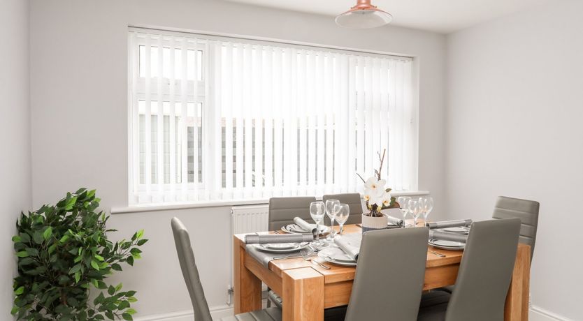 Photo of Valley House