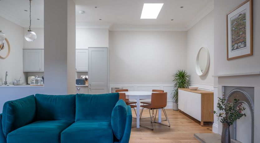 Photo of Riches of Richmond