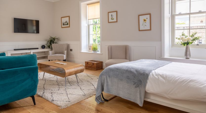 Photo of Riches of Richmond