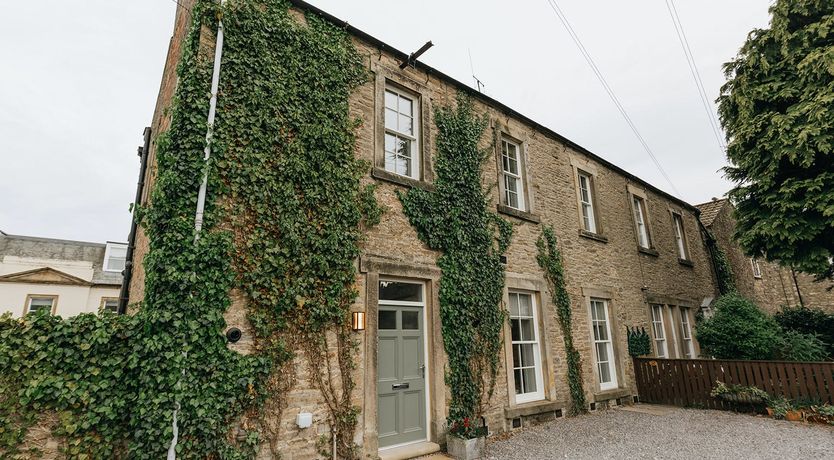 Photo of Riches of Richmond