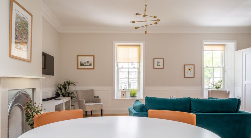 Photo of Riches of Richmond