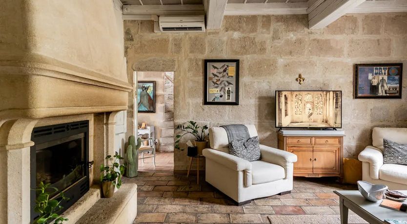 Photo of Duel of Angels