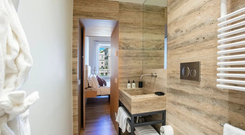 Photo of Tardis by the Tiber