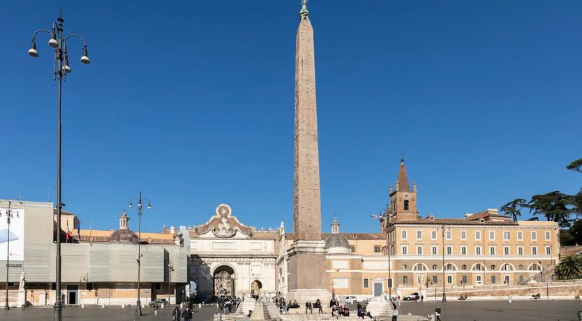 Photo of Tardis by the Tiber
