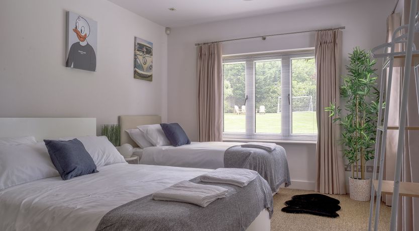 Photo of Royal Huntress