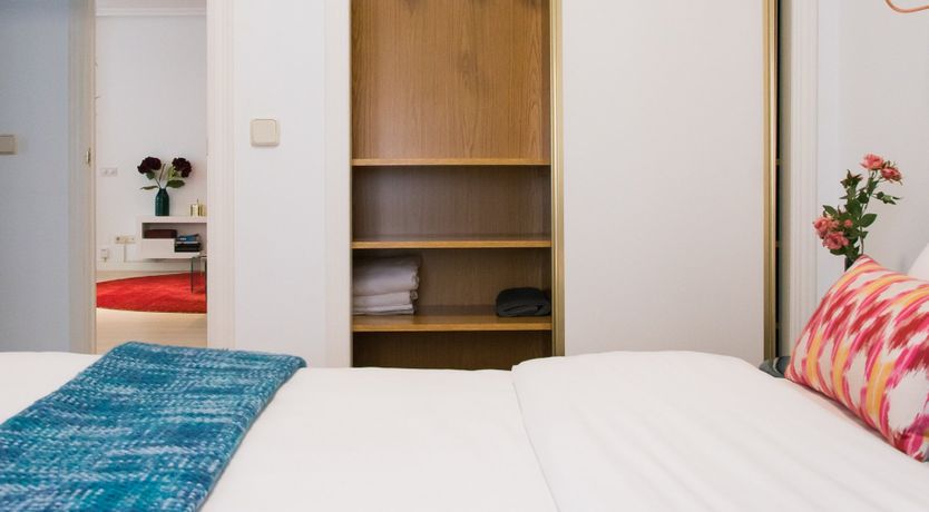 Photo of Mirror Street