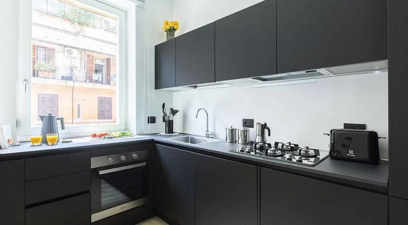 Photo of Hot to Trot