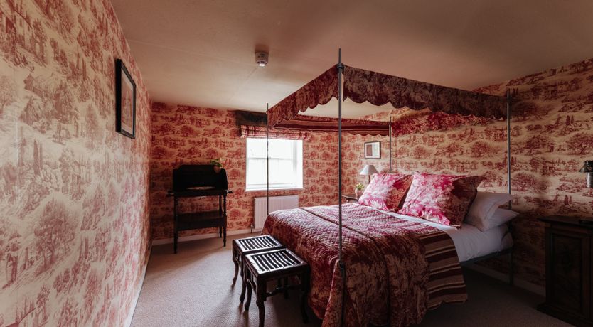 Photo of Manor of Honour