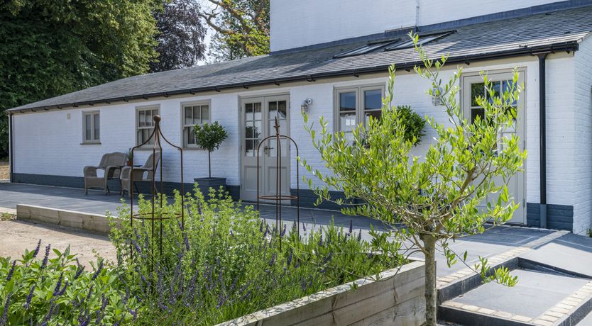 Photo of Manor of Honour