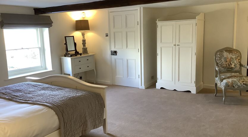 Photo of Manor of Honour