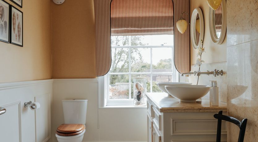 Photo of Manor of Honour