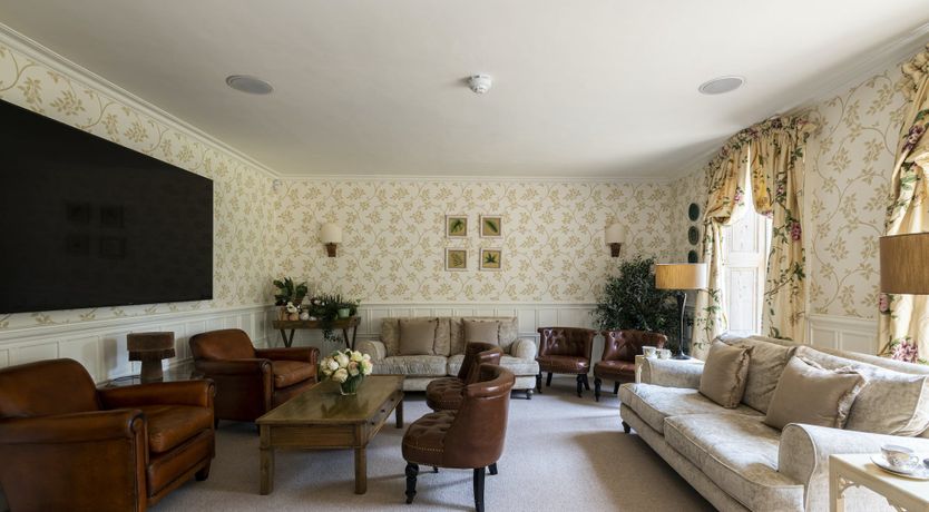 Photo of Manor of Honour