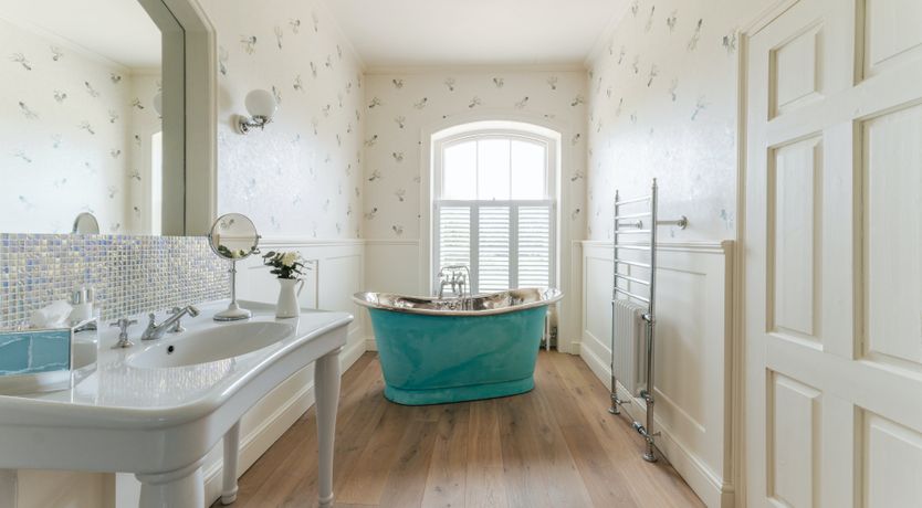 Photo of Manor of Honour