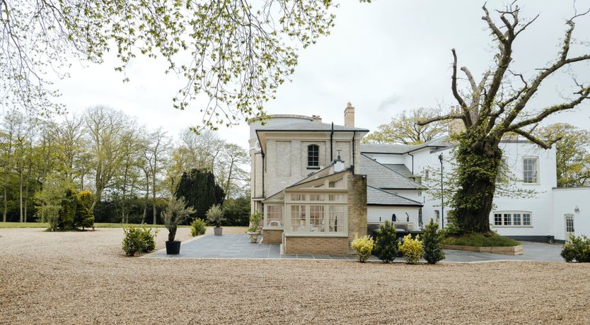 Photo of Manor of Honour