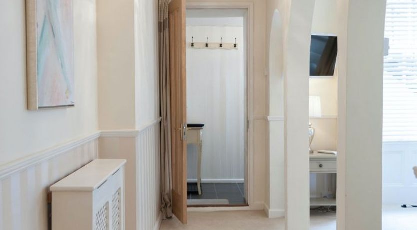 Photo of The Underground Pearl