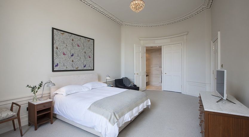 Photo of Georgian Oak