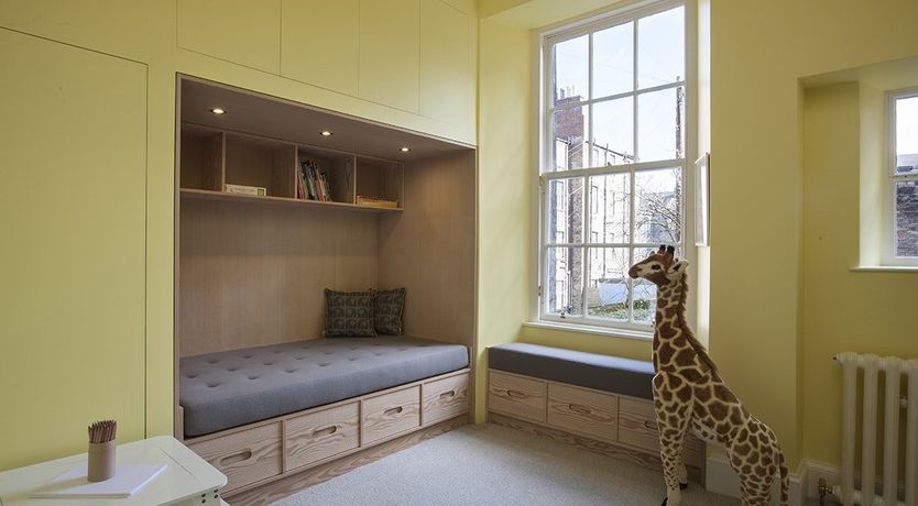 Photo of Georgian Oak