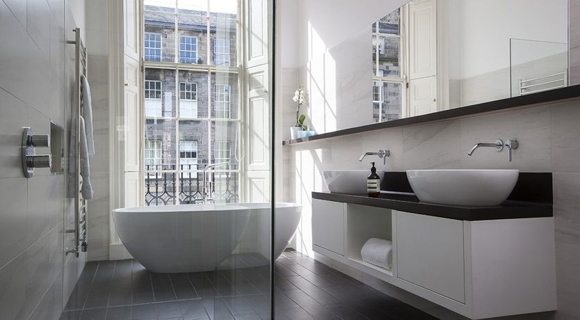 Photo of Georgian Oak