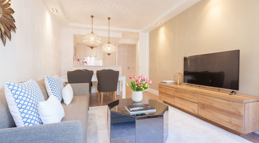 Photo of Salamanca Swish