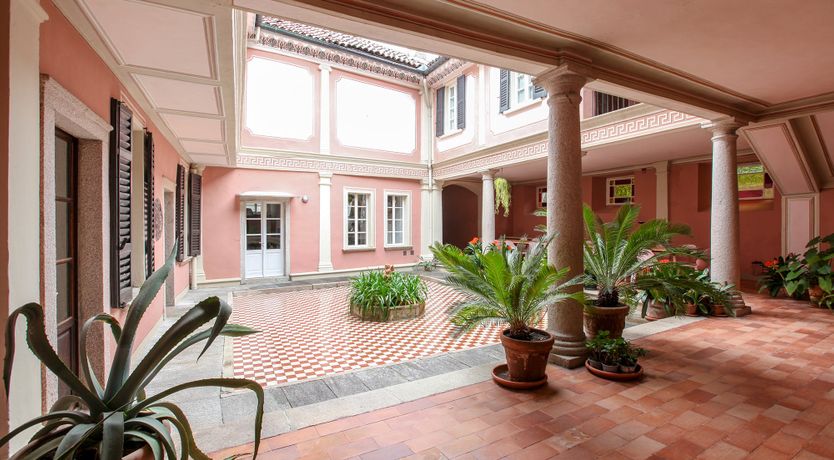 Photo of The Sofia Rose