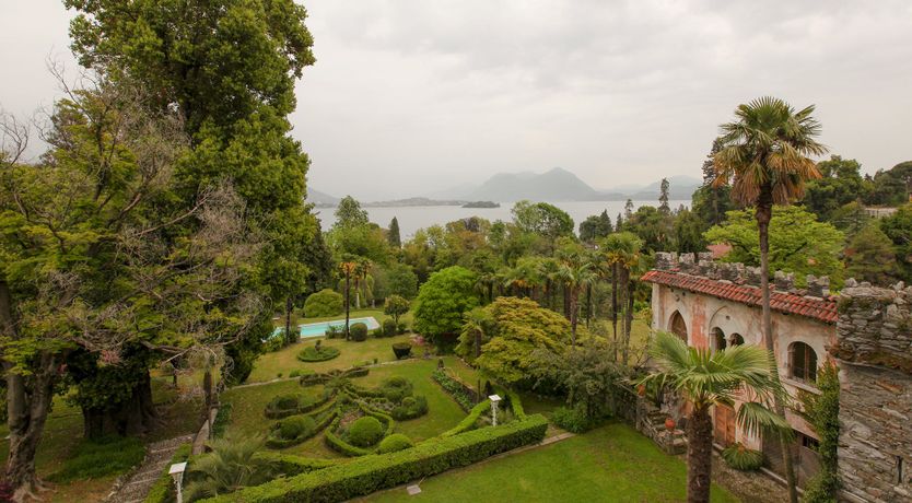 Photo of The Sofia Rose