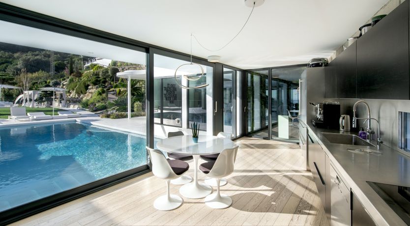 Photo of Authentic Eccentric