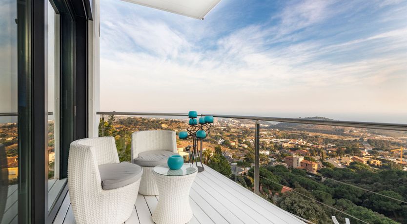 Photo of Authentic Eccentric