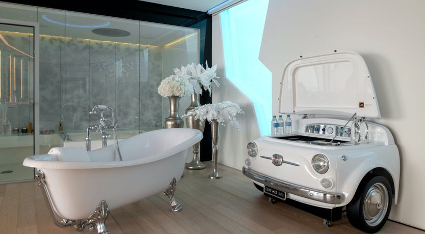 Photo of Authentic Eccentric