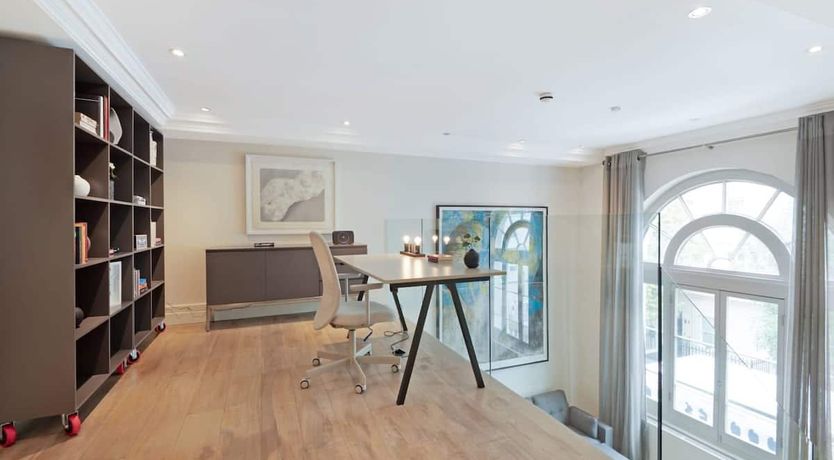 Photo of The Art Critic