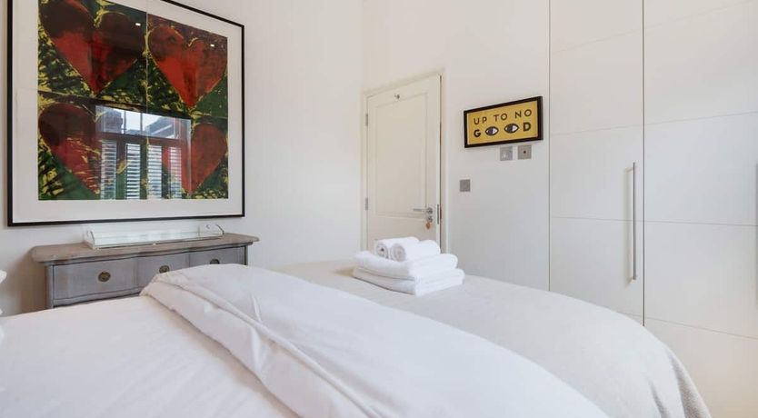 Photo of The Art Critic