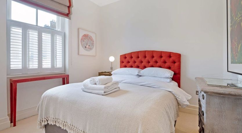 Photo of The Art Critic