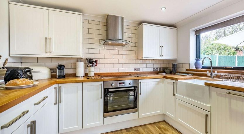 Photo of 3 Bed in Camber