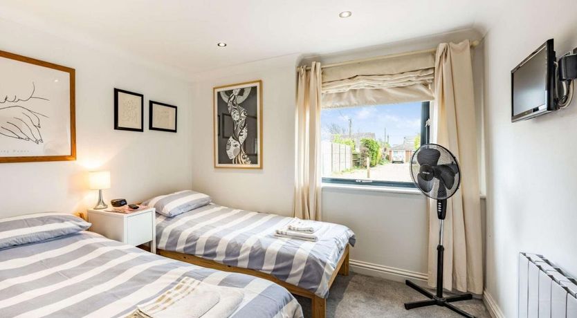 Photo of 3 Bed in Camber