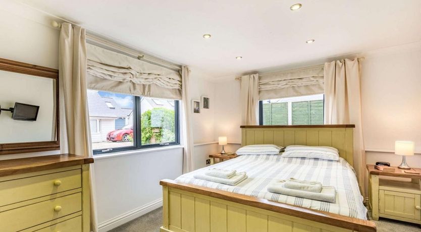 Photo of 3 Bed in Camber