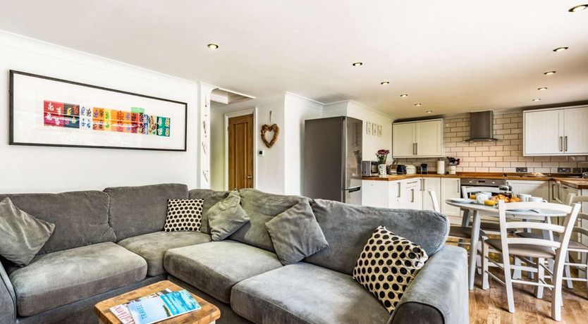 Photo of 3 Bed in Rye-