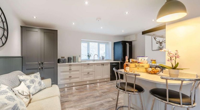 Photo of 4 Bed in Catton