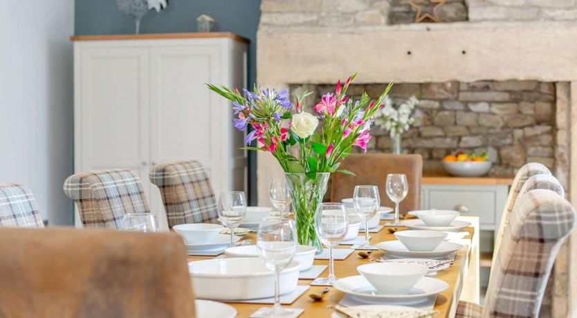 Photo of 4 Bed in Catton