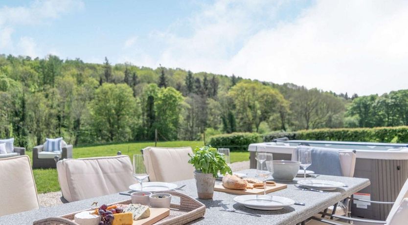 Photo of 4 Bed in Chirk