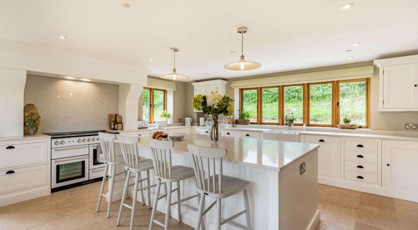 Photo of 4 Bed in Chirk