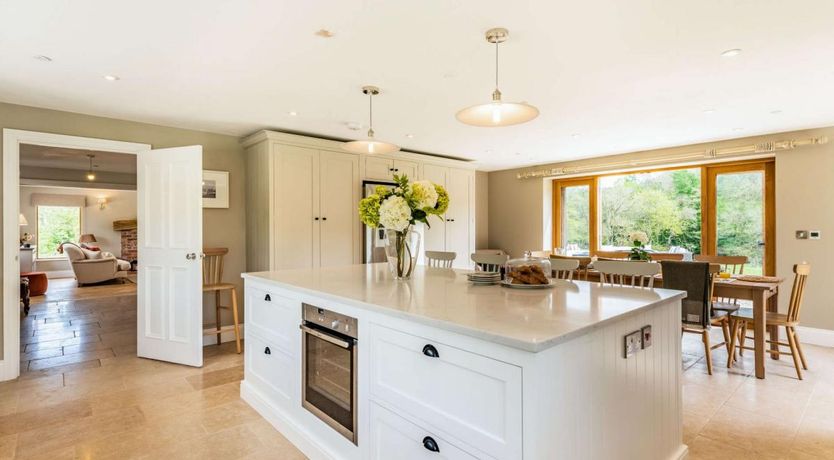 Photo of 4 Bed in Chirk